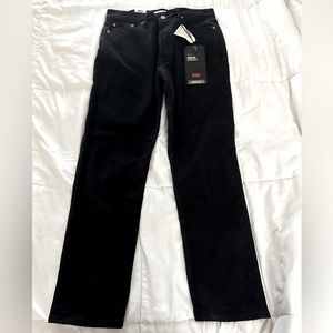 Levi’s Black Jeans Size 29x28 wedgie straight new with tags